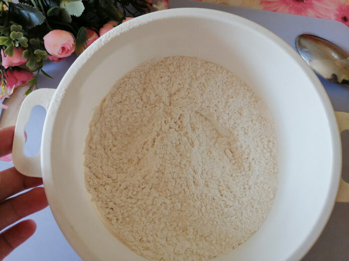 peku-hleb-v-duhovke-prostoj-recept-1-1536836