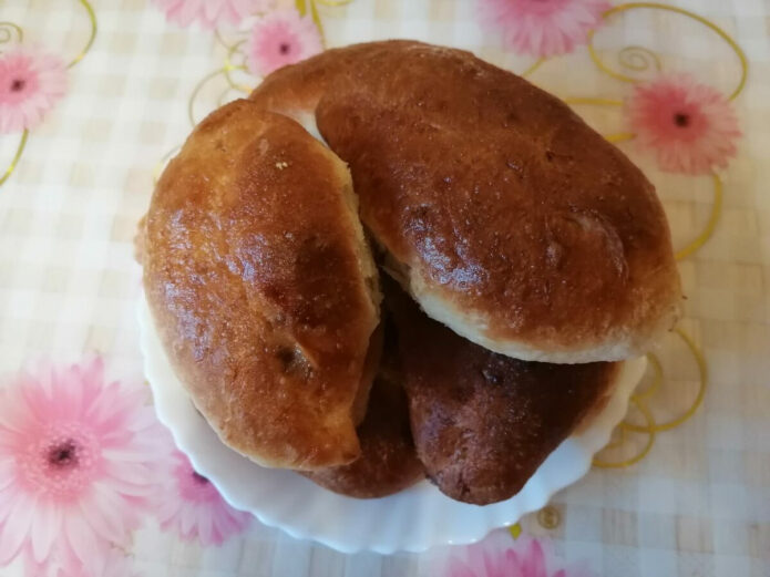 nezhnejshee-testo-dlja-pirozhkov-i-sosisok-v-teste-9-4643911