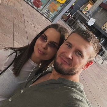 Татьяна Куртукова получила в подарок щенка мальтипу на свой 33-й день рождения